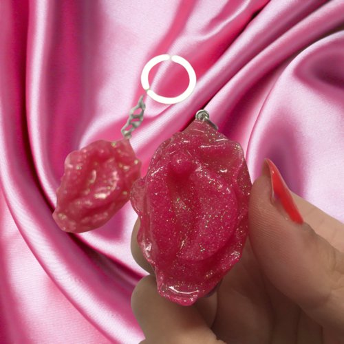 Glittergrej Tissekone nøglering - Filurfifi