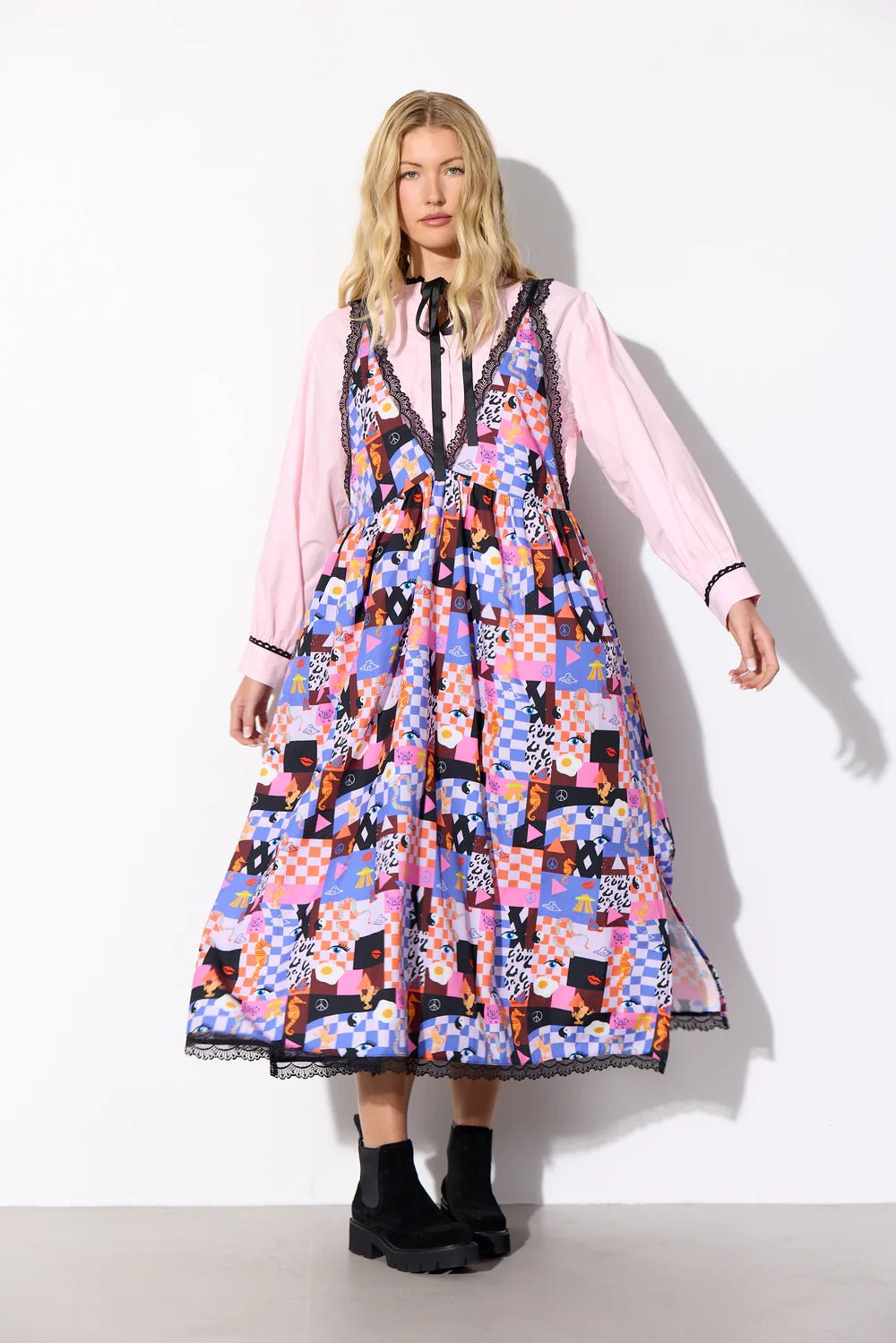 Ellen Dress - Multiverse Art Print - Filurfifi