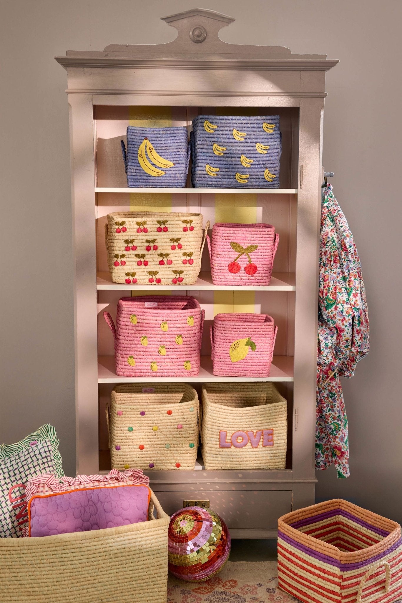 Firkantet Raffia Kurv - Love - Filurfifi